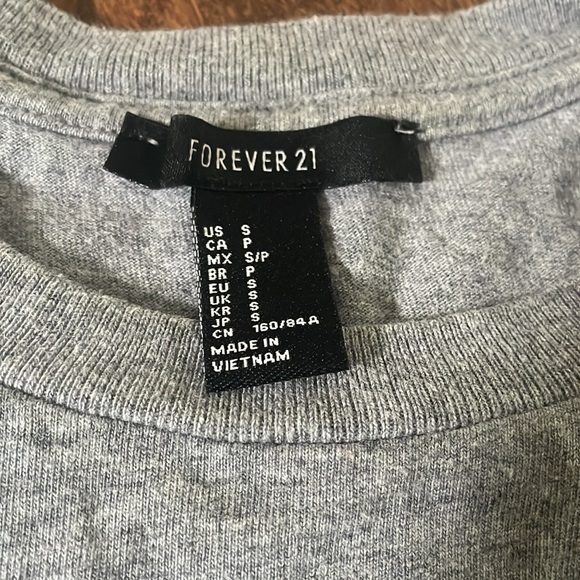 Forever 21 grey t shirt - Picture 2 of 2